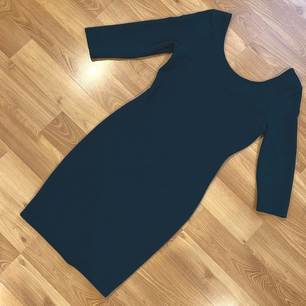 Everly Dark Green V-Back Ribbed Knit Bodycon Mini Dress Medium